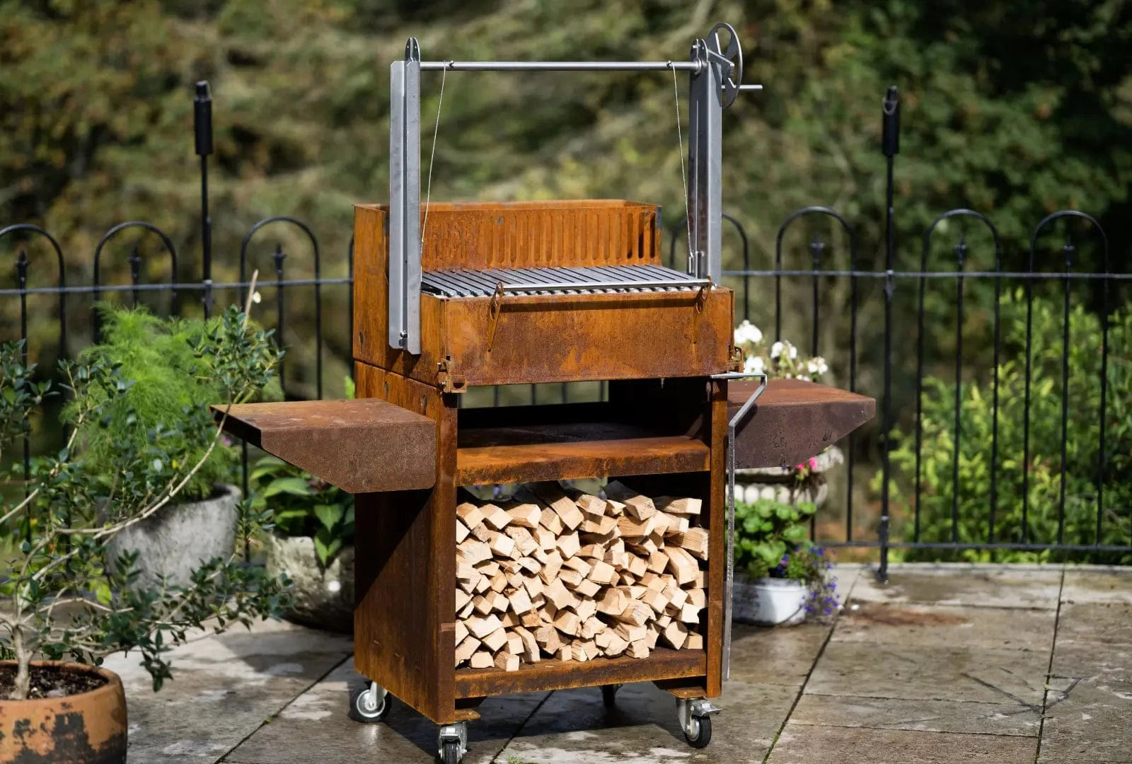 Somerset Grill Co Woodstore Stand For Asado Cor-Ten Asado Cor-Ten Woodstore stand