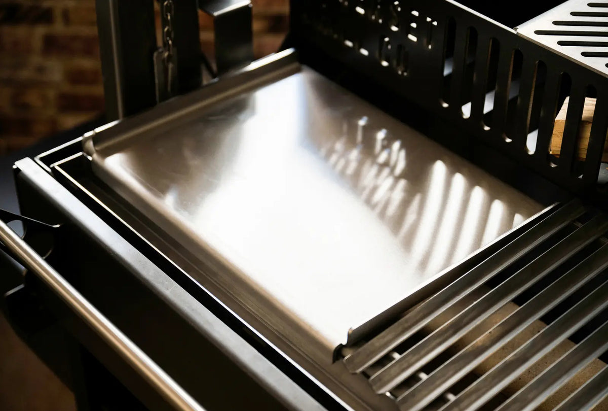 Asado Double Chapa, 4mm 304 stainless steel flat plate, on a Somerset Grill Asado
