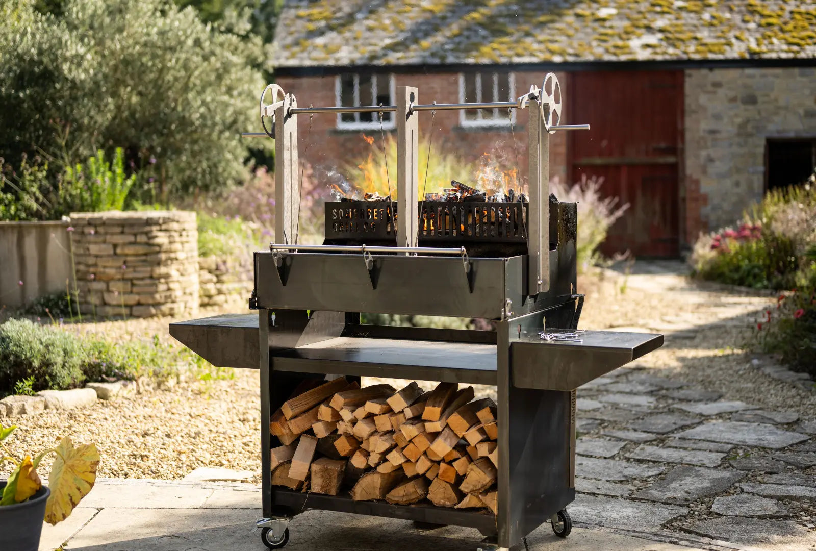 Grande Gunmetal + Woodstore